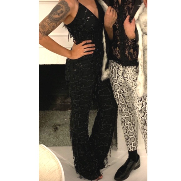 COPY - PRETTY LITTLE THING BLACK JUMPSUIT - Picture 2 of 3